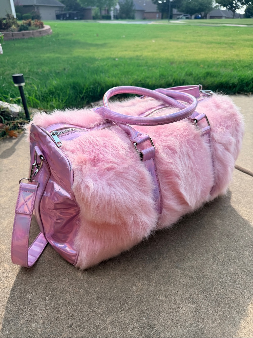 💕 Sugar Thrills, Dolls Kill Pink Faux Fur Holographic Weekender / Duffel Bag